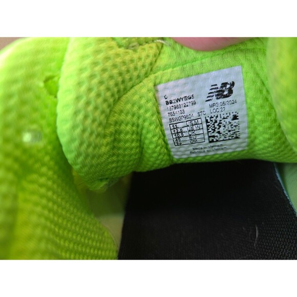 New Balance TWO WXY V5 Basketball Shoes Men\'s 11 D Bleached Lime Glo Sneakers